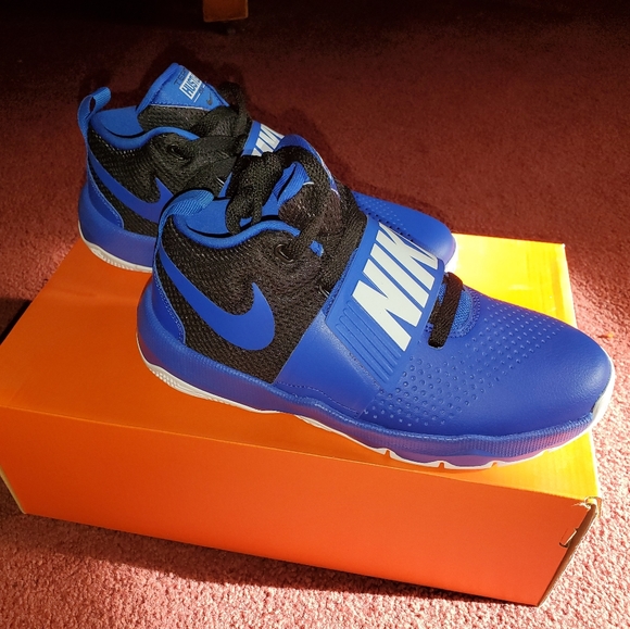 BLUE NIKE TEAM HUSTLE D8 - Picture 4 of 7